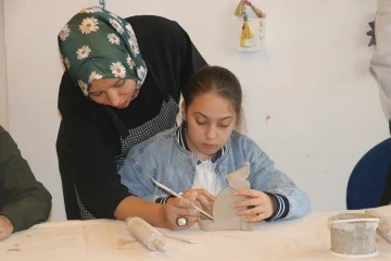 Gaziantep'te Çocuklar Sanat Günü'nü Kutladı