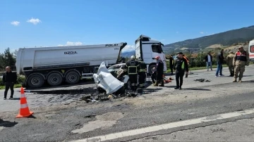 Gaziantep'te Feci Trafik Kazası: 2 Ölü, 2 Yaralı