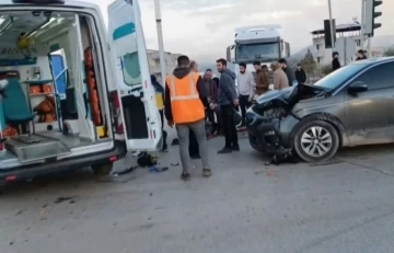 Gaziantep'te Motosiklet ve Otomobil Çarpışması: Bir Yaralı