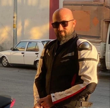 Gaziantep'te Trajik Kaza: Direğe Çarpan Motosiklet Sürücüsü Yaşamını Yitirdi