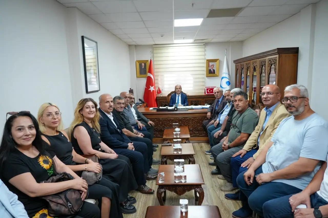 G&uuml;neydoğu Basını Adıyaman &Uuml;niversitesi&rsquo;nde Buluştu: Şanlıurfalı Gazeteciler de Heyette Yer Aldı