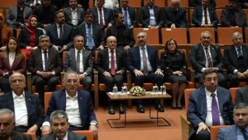 Hazine ve Maliye Bakanı Mehmet Şimşek Gaziantep'te Ekonomik İstişarelerde Bulundu
