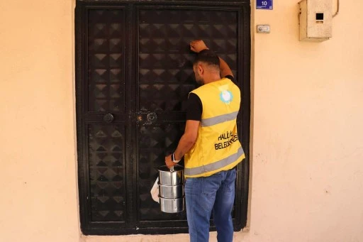 Her G&uuml;n 4 Bin 898 Vatandaşa Sıcak Yemek
