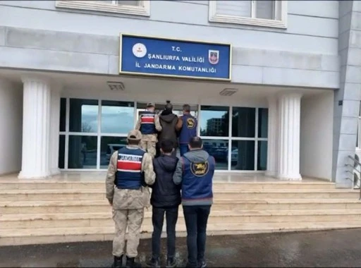 Hilvan&rsquo;da Zehir Tacirlerine Jandarma Pen&ccedil;esi: Uyuşturucu Operasyonunda 3 Tutuklama