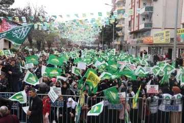 HÜDA PAR Genel Başkanı Zekeriya Yapıcıoğlu Batman'da Miting Düzenledi