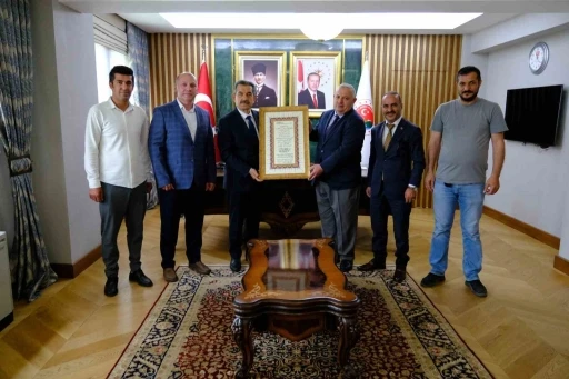 İhlas Vakfı Kurucular Kurulu’ndan Valisi Ekici’ye Ziyaret