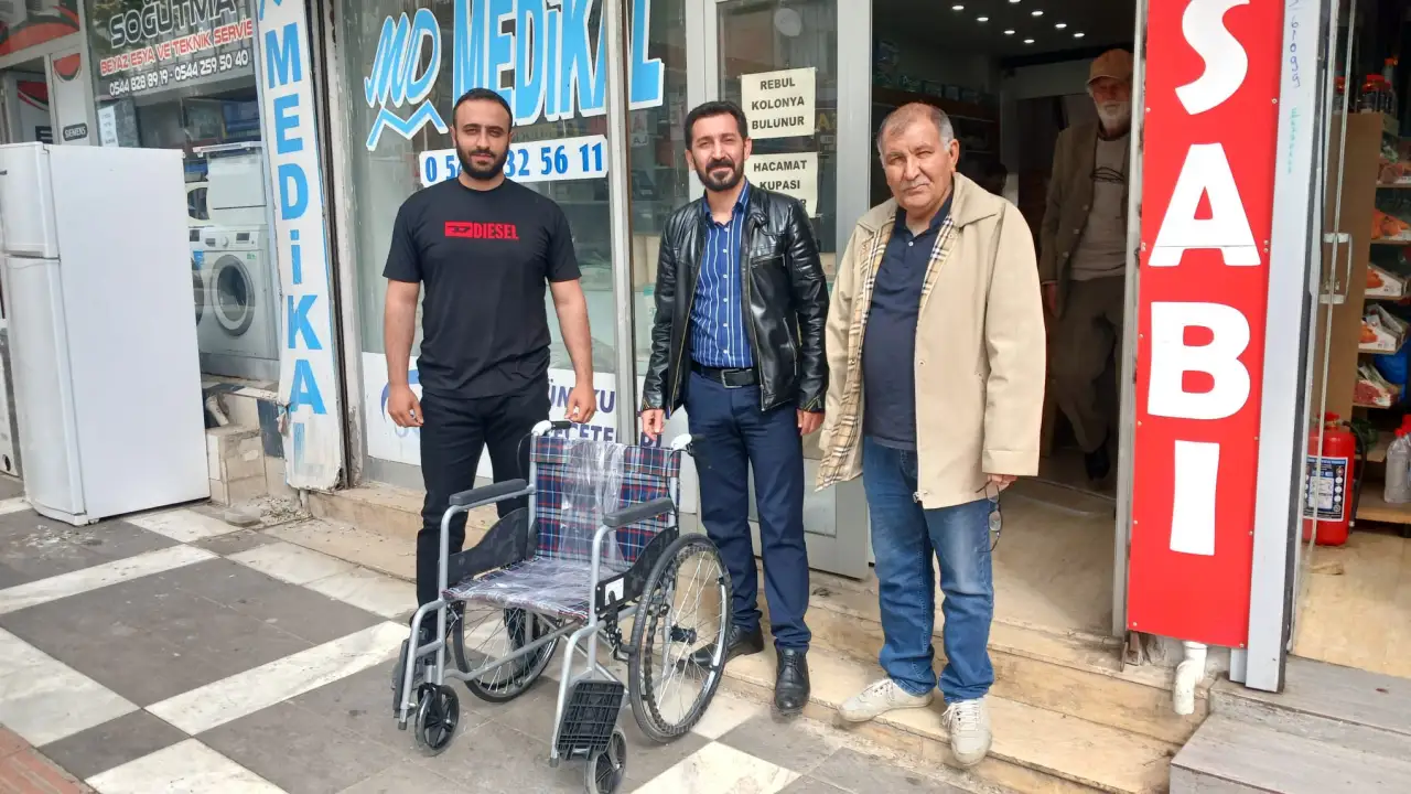 İstanbul'dan Siverek'e Uzanan İyilik K&ouml;pr&uuml;s&uuml;nde Samet'in Hayali Ger&ccedil;ek Oldu