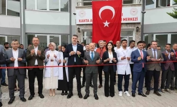 Kahta'nın Yenilenen Ağız ve Diş Sağlığı Merkezi Kapılarını Yeniden Açtı