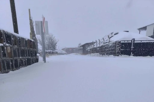 Karacadağ G&uuml;rakar Muhtarı Şahin Yılmaz&rsquo;dan "Yola &Ccedil;ıkmayın" Uyarısı!