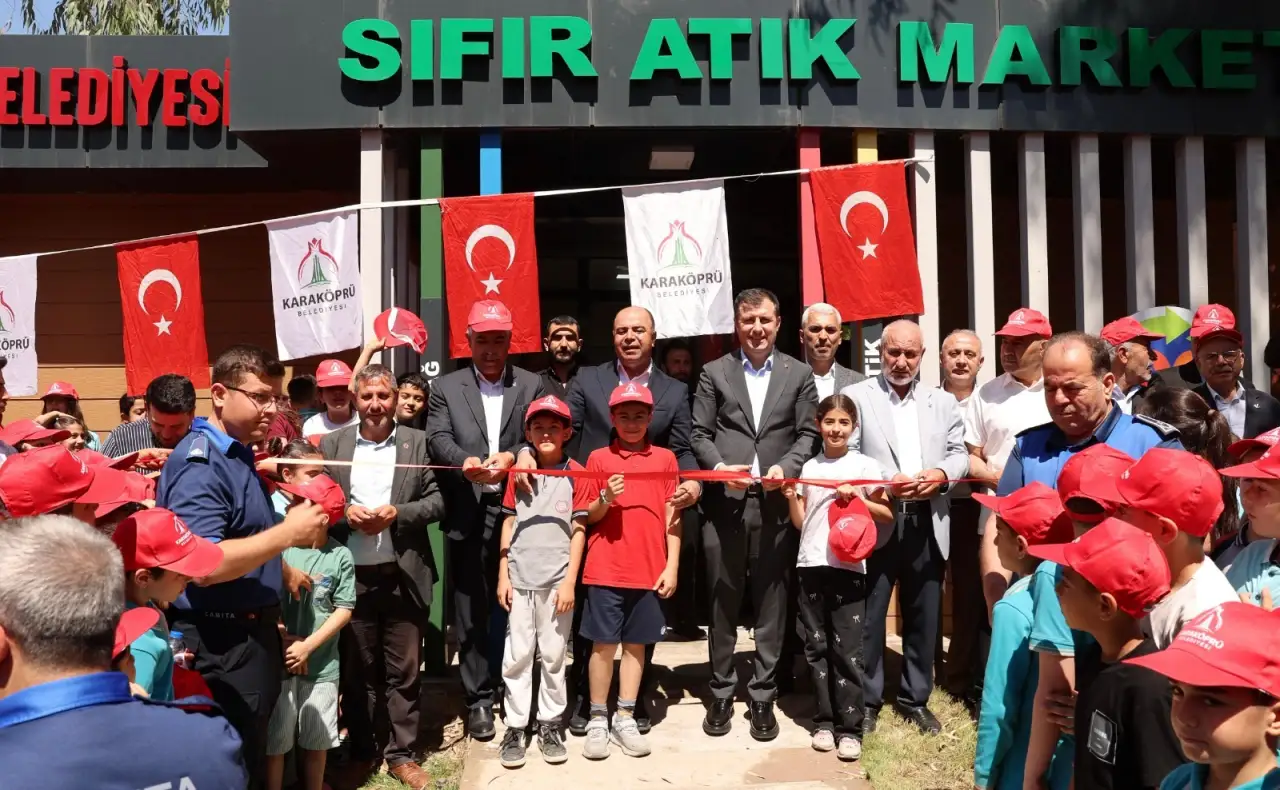 Karak&ouml;pr&uuml;'de &Ccedil;&ouml;p Altın Değerinde: Atıklar Markete, Puanlar Eve D&ouml;n&uuml;yor