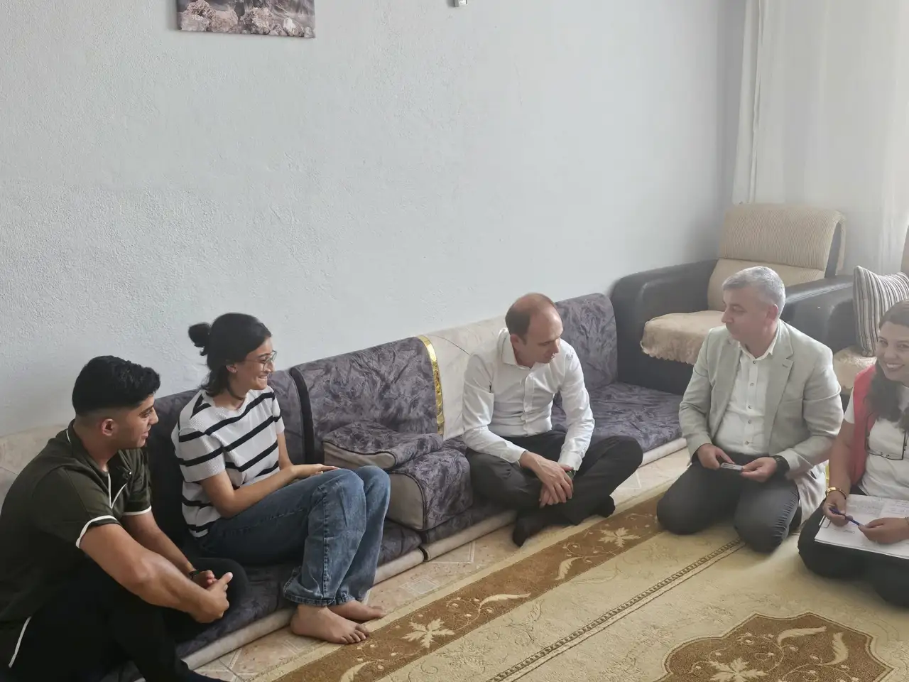 Kaymakam Salih Sak&rsquo;tan Eğitime ve Sosyal Dayanışmaya Anlamlı Ziyaret