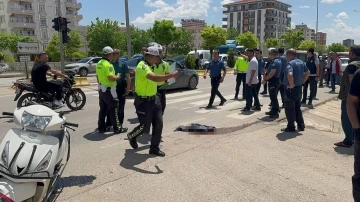 Kilis'te Trajik Kaza: Briket Yüklü Tır Motosiklete Çarptı, 1 Ölü ve 1 Ağır Yaralı