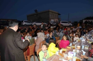 Kırsaldaki Vatandaşlar Ramazan İftarında Bir Araya Geldi