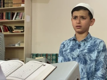 Kur'an-ı Kerim'i Güzel Okuma Yarışmasında Bölge Birincisi Muhammed Tarık Sevim, Türkiye Finaline Hazırlanıyor