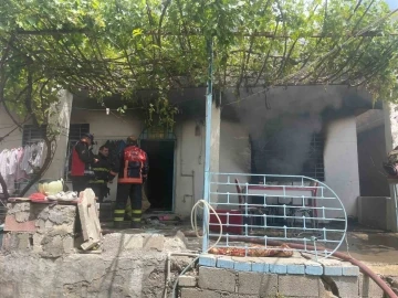 Mardin Artuklu'da Ev Yangını: İki Çocuk Dumandan Etkilendi