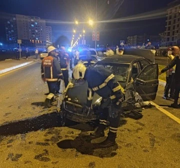 Mardin'de Maddi Hasarlı Otomobil Kazası