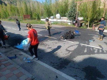 Mardin'de Otomobil ile Motosiklet Çarpıştı: 1 Ölü, 1 Yaralı