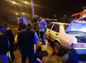 Mardin'de Refüje Çarpan Otomobildeki 5 Genç Yaralandı