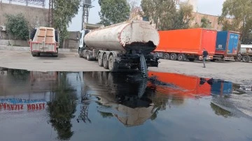Mardin'de Tehlikeli Anlar: Tanker Kazası Akaryakıt Sızıntısına Neden Oldu
