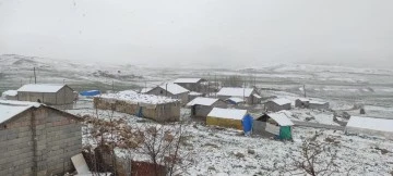 Mayıs Ayında Beklenmedik Kar: Şırnak'ta Yaşamı Zorlaştıran Sürpriz