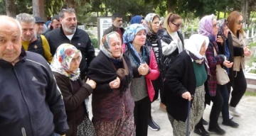Mersin'de Ev Yangınında Hayatını Kaybeden Çiftin Cenazesi Defnedildi