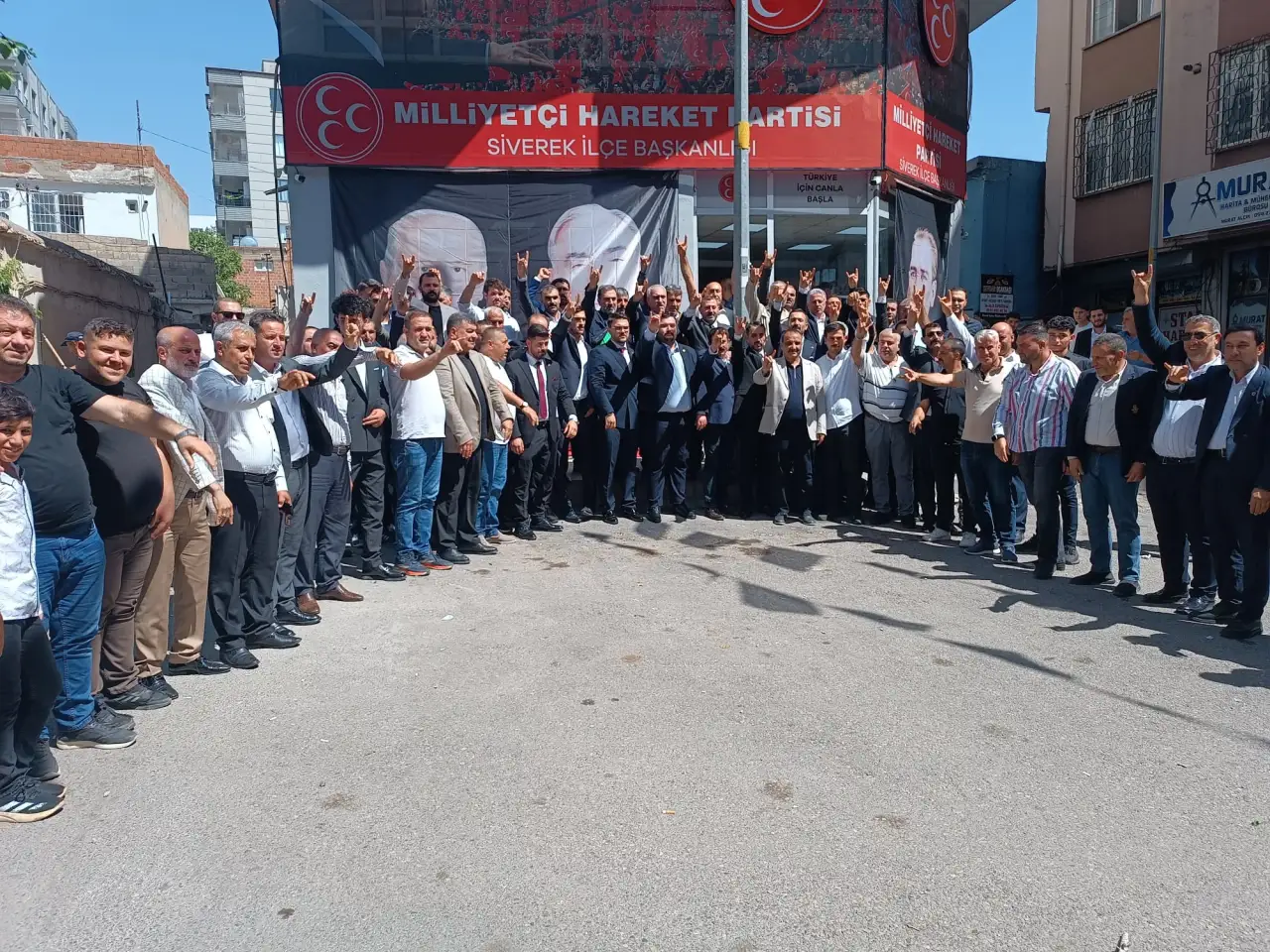 MHP Siverek İl&ccedil;e Başkanlığı 9. Olağan Kongresi Tamamlandı: Mahmut G&uuml;lel Delegelerin Desteğiyle Başkan Se&ccedil;ildi