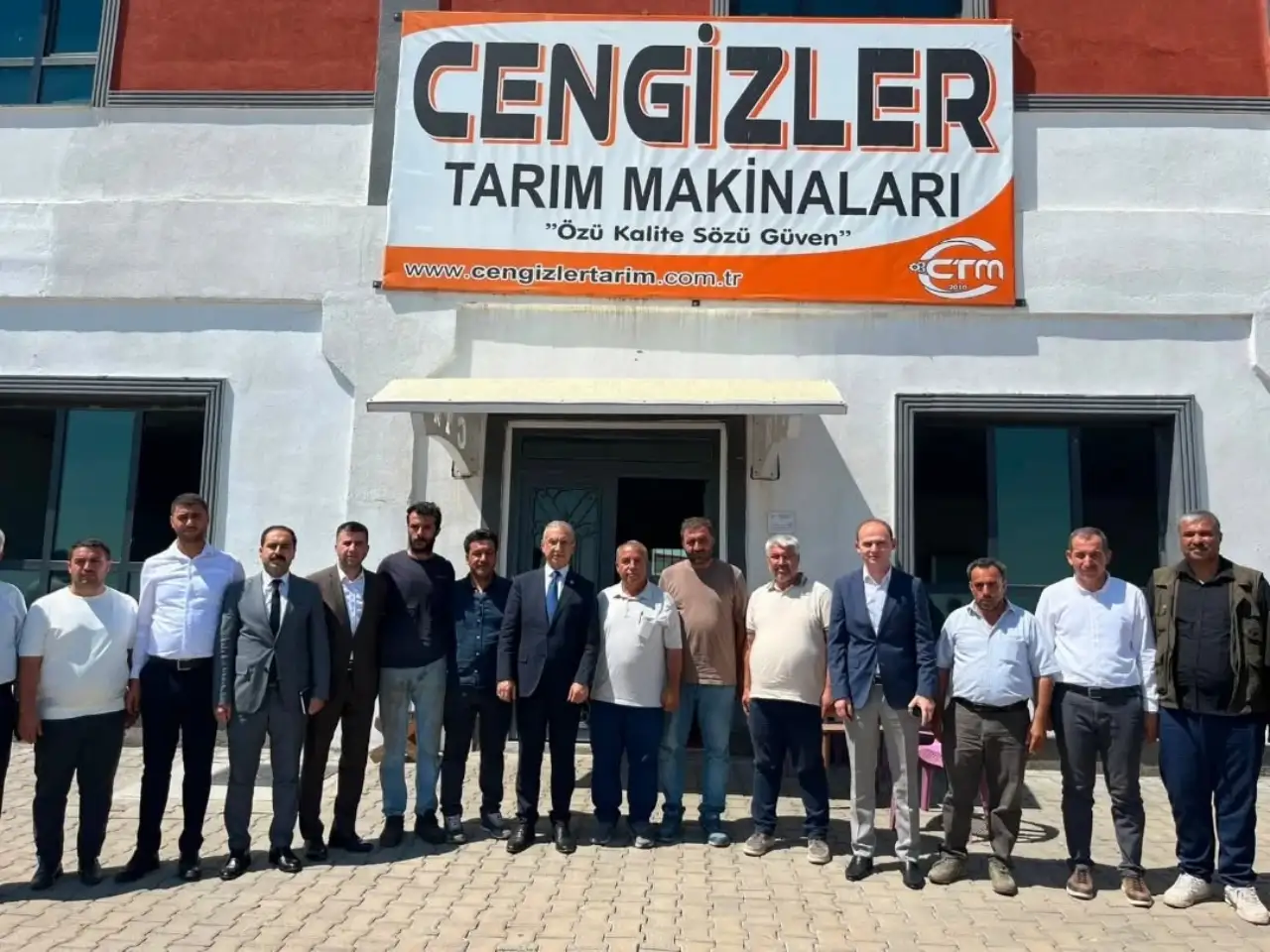 Milletvekili Dusak ve Kaymakam Sak&rsquo;tan Siverek OSB&rsquo;ye  Ziyaret