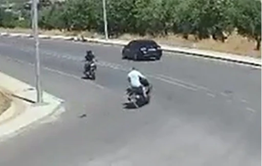  Motosikletler Çarpıştı Güvenlik Kamerası Her Şeyi Kaydetti