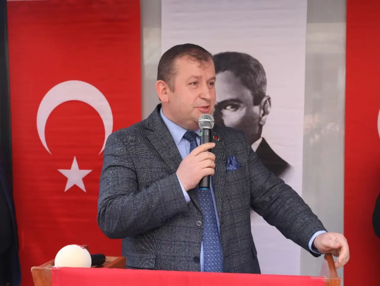 Muhtarların G&uuml;r Sesi Y&uuml;kseliyor: Genel Başkan Aykut&rsquo;tan "Duygu İstismarı" Uyarısı