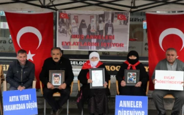 Muşlu Aileler, DEM Parti Önündeki Eylemlerine Devam Ediyor