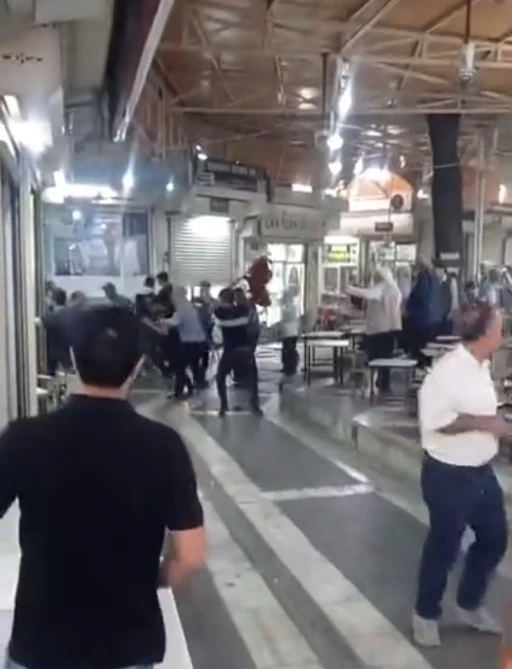 Siverek’te  Masalar ve Sandalyeler Havada Uçuştu, 4 Yaralı