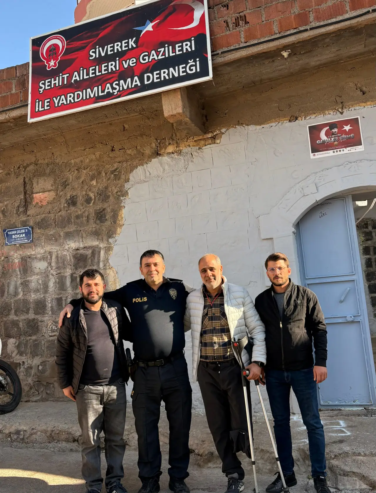 Siverek Emniyet Müdürü’nden Yürek Isıtan Destek: Kimsesizin Kimsesi Oldu