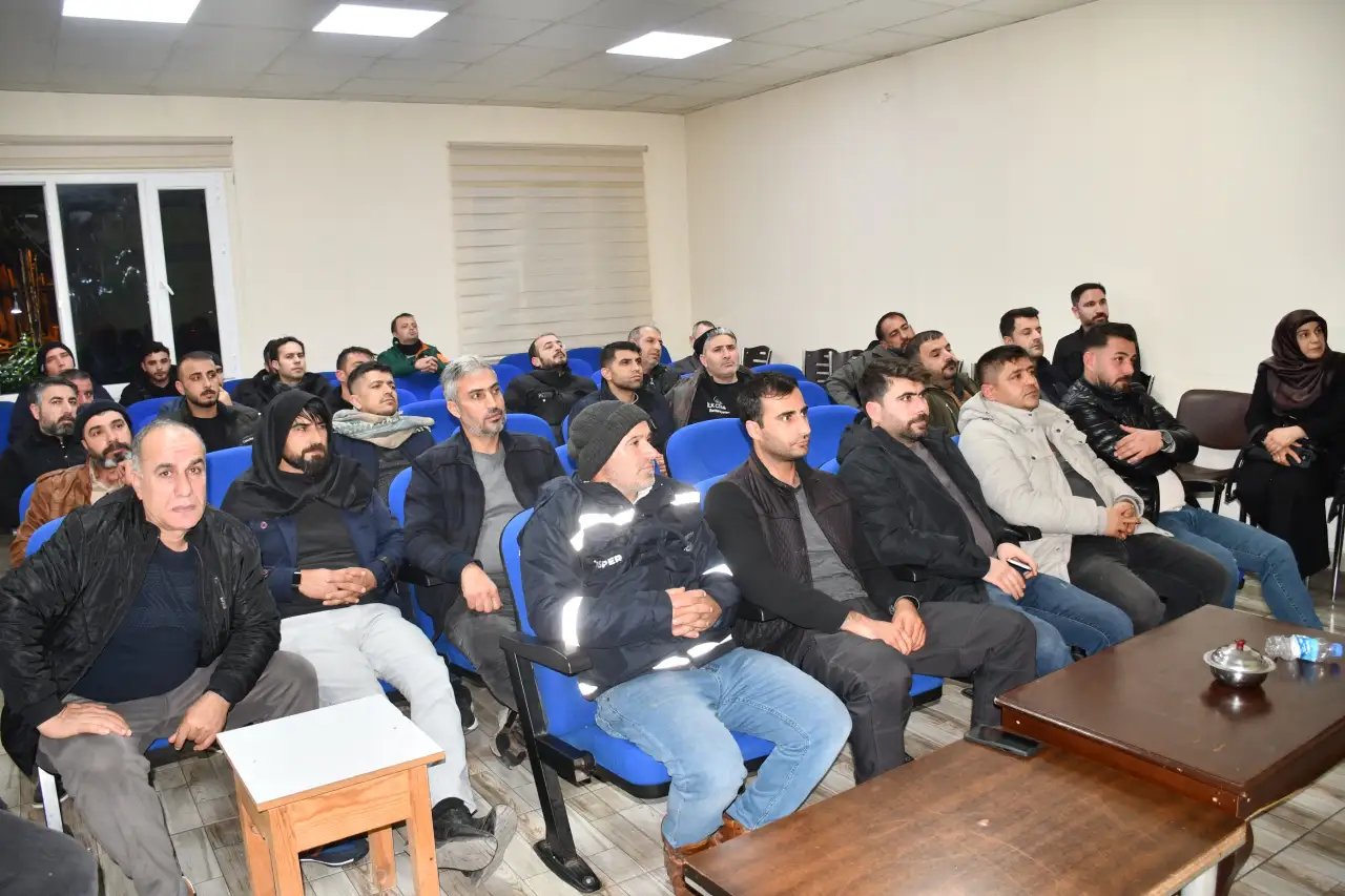 Siverek&rsquo;te Gıda G&uuml;venliği İ&ccedil;in&nbsp; Esnafa Hijyen Eğitimi