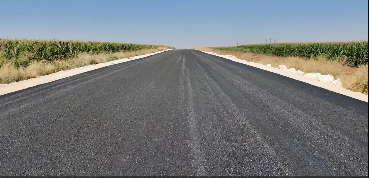 Yarım Asırlık Hayal&nbsp; 4 İl&ccedil;eyi Birbirine Bağlayan Yol Yenileniyor