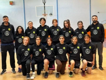 Nusaybin Belediyesi Genç Kız Basketbol Takımı Şampiyonluk Yolunda