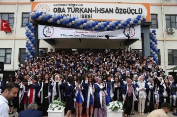 Oba Türkan-İhsan Özgüçlü Anadolu Lisesi'nden Tarihi Mezuniyet