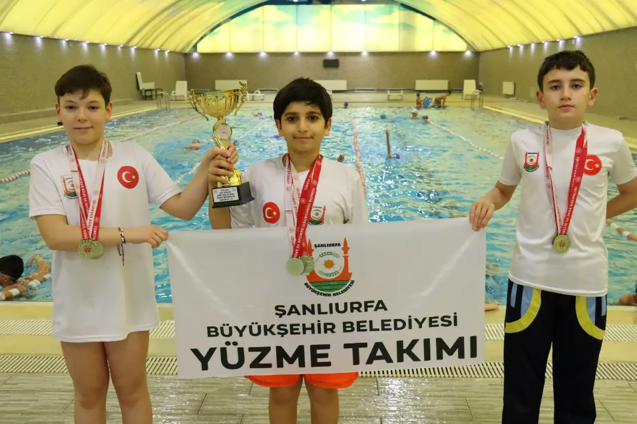 Şanlıurfa B&uuml;y&uuml;kşehir Belediyesinden Y&uuml;zmede Tarihi Başarı