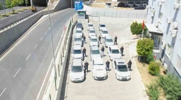 Şanlıurfa'da Depremden Zarar Gören Araçlara İlişkin Dolandırıcılık Operasyonu: 9 Şüpheli Gözaltında