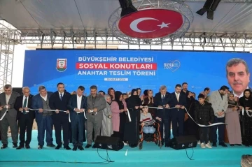 Şanlıurfa'da İhtiyaç Sahibi Aileler Yeni Konutlarına Kavuştu