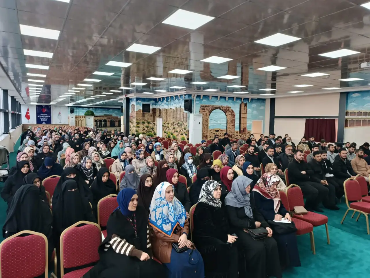 Şanlıurfa’da Kur’an Kursu Öğreticilerine Eğitim Semineri