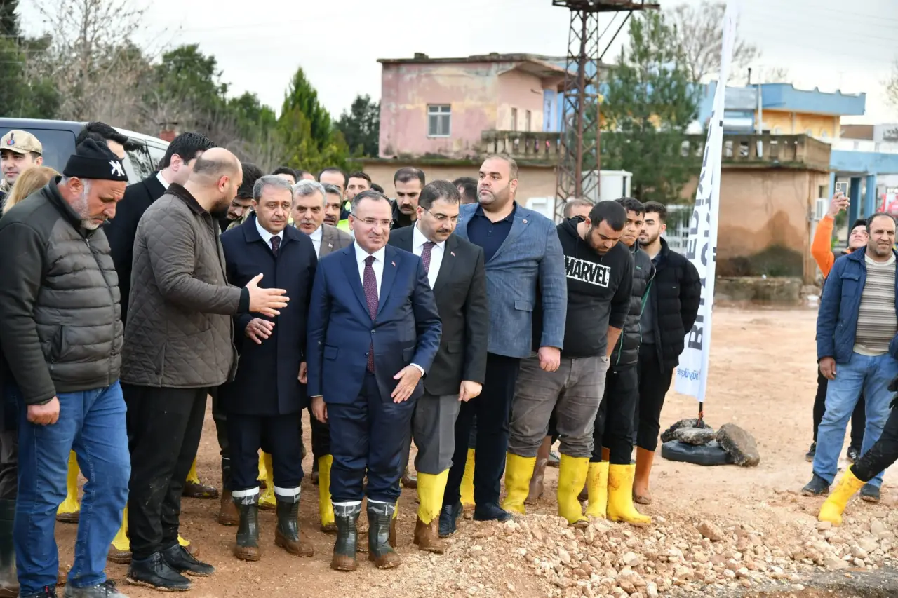 Şanlıurfa'da Sağanak Sonrası TBMM Başkanvekili'nin Taşkın Bölgelerine Ziyareti