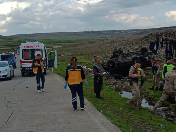 Şanlıurfa'da Şarampole Devrilen Araçta Can Kaybı