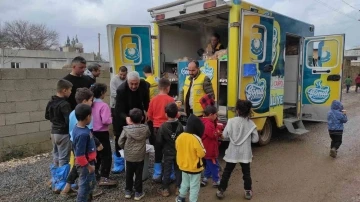 Şanlıurfa'da Sel Felaketinin Ardından İyilik Hareketi: Sıcak Çorba ve Yardım Dağıtımı