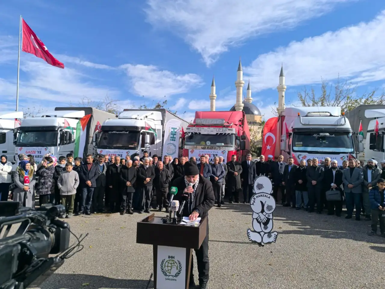 Şanlıurfa&rsquo;dan 6 Tır Dolusu Umut Yola &Ccedil;ıktı!