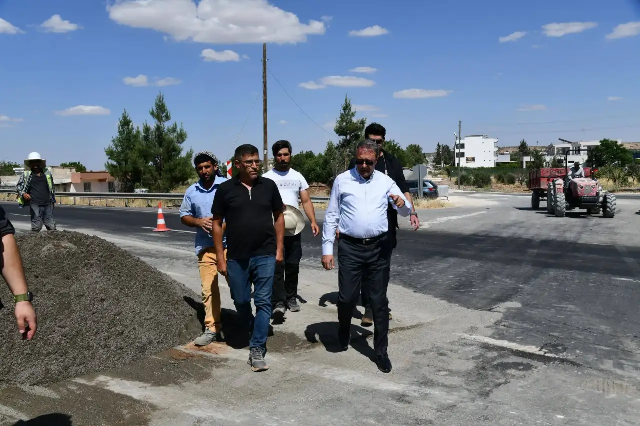 Şanlıurfa-GAP Havalimanı Ulaşım Hattı Baştan Sona Aydınlatılıyor