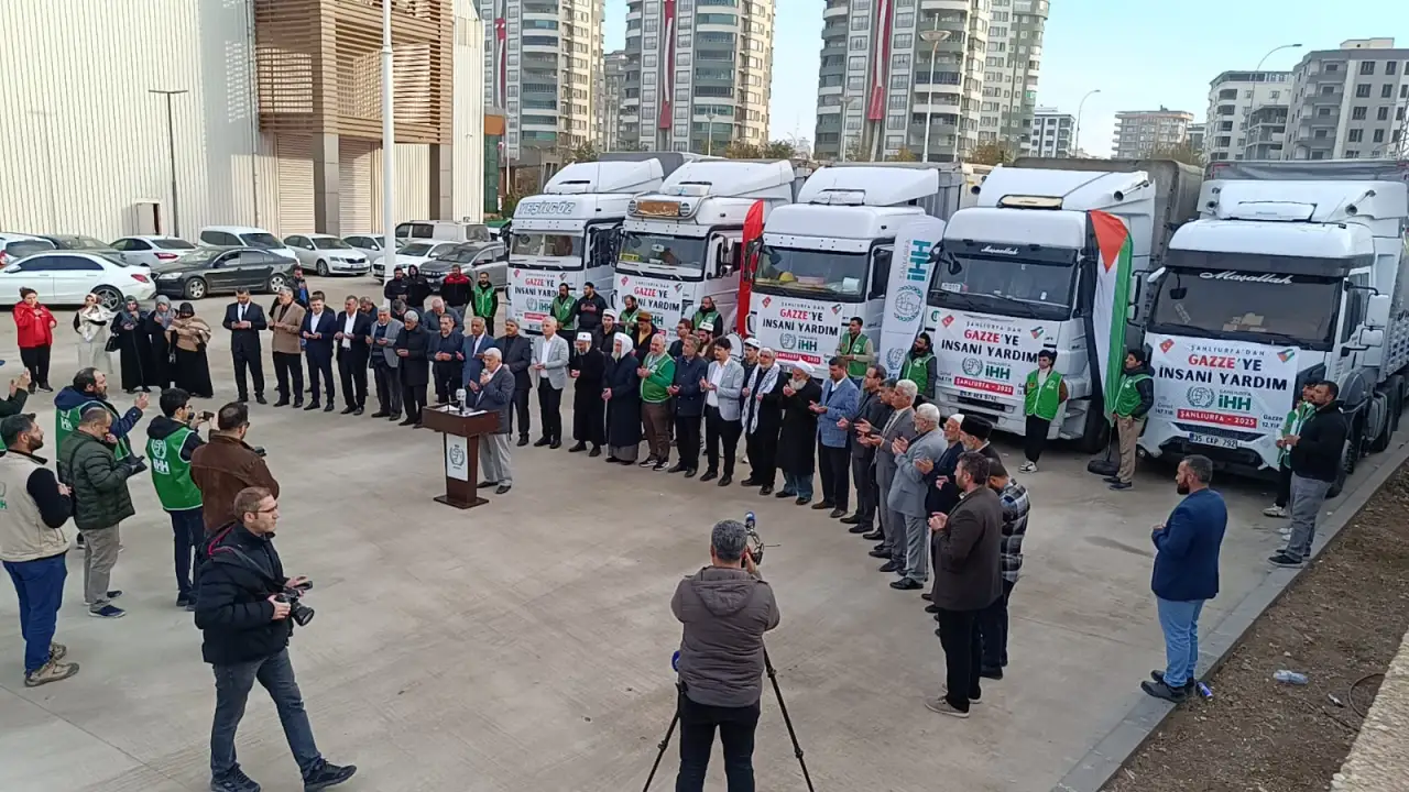 Şanlıurfa İHH’dan Gazze’ye 3. Yardım Konvoyu Dualarla Yola Çıktı