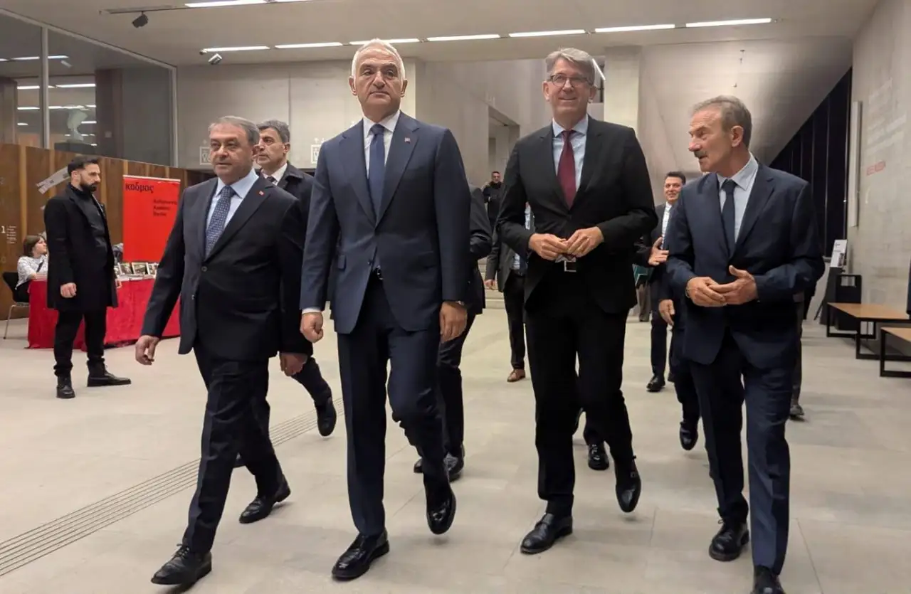 Şanlıurfa&rsquo;nın Tarihsel Mirası Berlin&rsquo;de: G&ouml;beklitepe ve Taş Tepeler D&uuml;nya Sahnesinde!