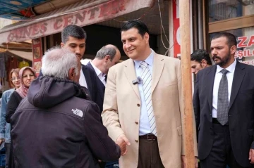 Şehitkamil Belediye Başkanı Umut Yılmaz, Karşıyaka'da Sevgi Seline Katıldı