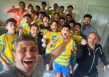 Siirt İl Özel İdare Spor U15 Takımı, Türkiye'nin Zirvesine Yükseldi