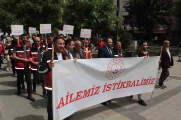 Siirt’te ’Ailemiz İstikbalimiz’ Temalı Kortej Yürüyüşü Gerçekleştirildi